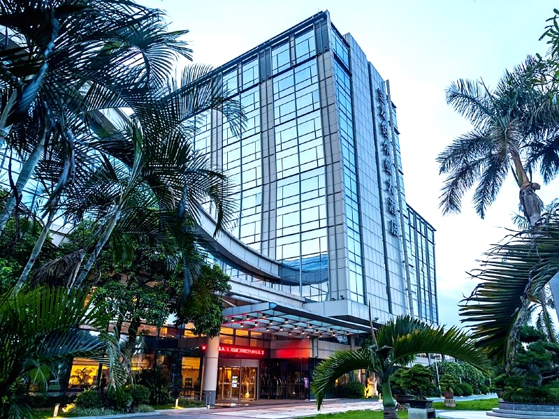 厦门宝龙铂尔曼大酒店