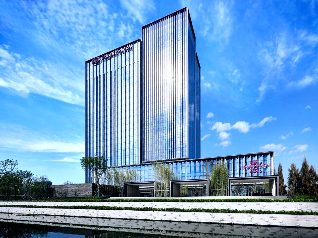 启东皇冠假日酒店