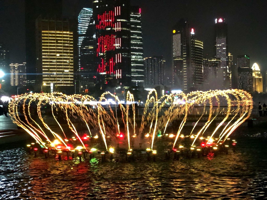 南昌秋水广场音乐喷泉