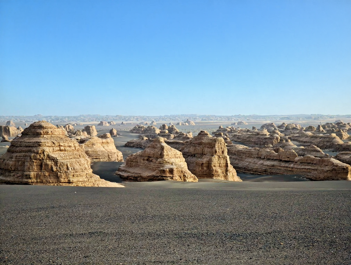 敦煌世界地质公园雅丹景区