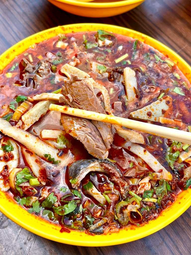 艳林职高羊杂碎(总店)