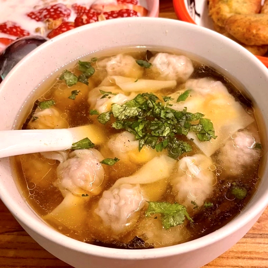 小田的馄饨店