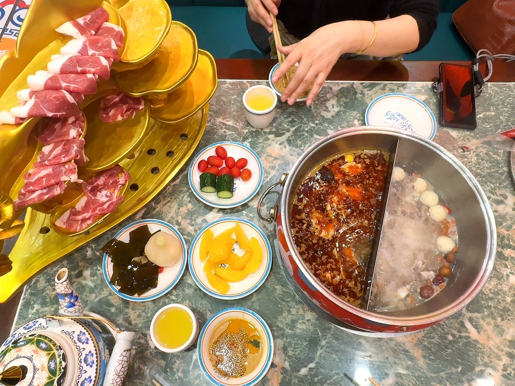 天骄功勋·冰煮羊(山水文园店)