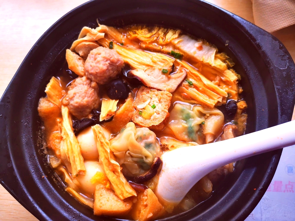 绝美嘉海鲜馄饨(杭州总店)
