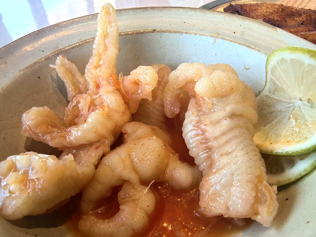 海陵岛星辰屿海悬崖餐厅