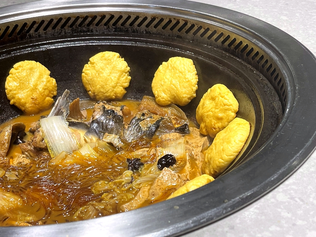 厨坐小锅炖鲜鱼馆