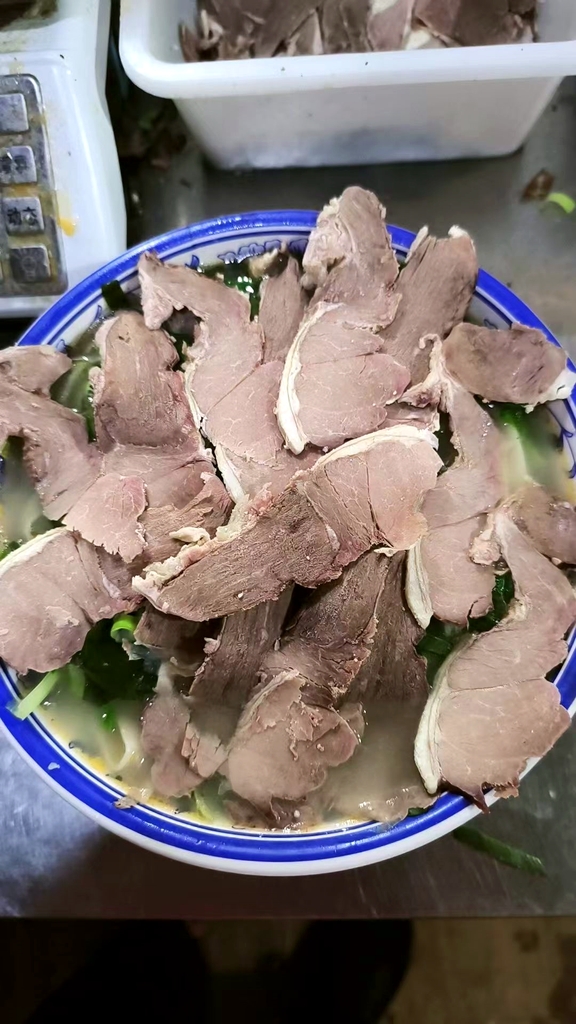 侯氏白沙羊肉汤(唐宫东路店)