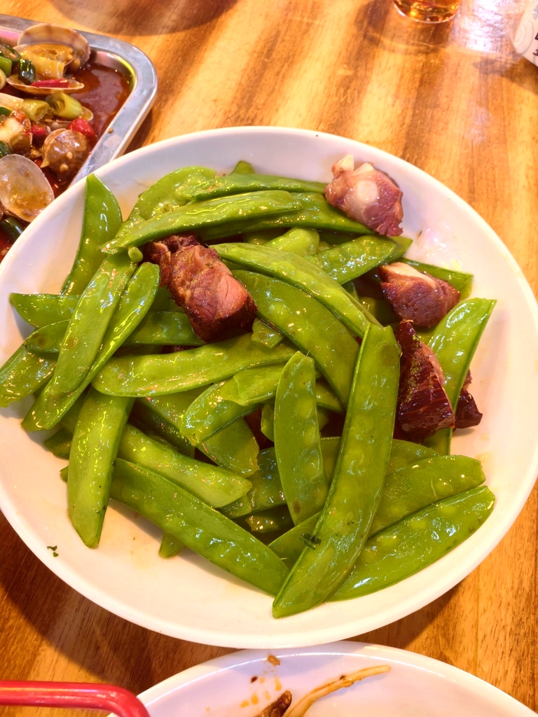 范梅子地摊江湖菜