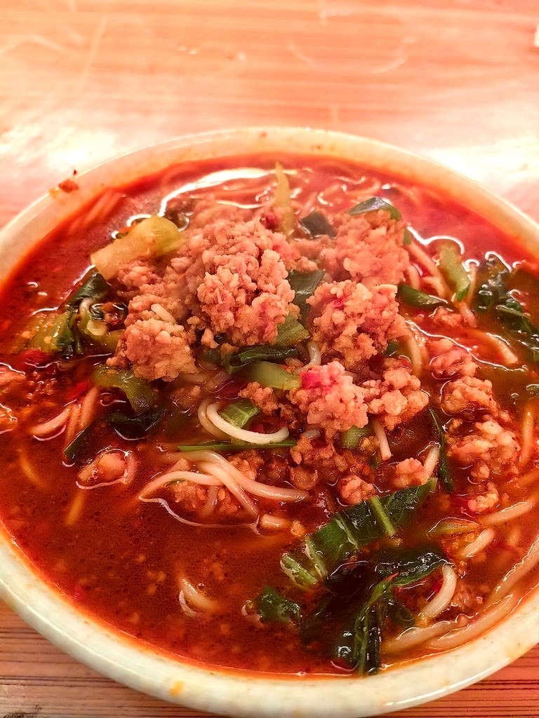 绿背篓婆婆米线店