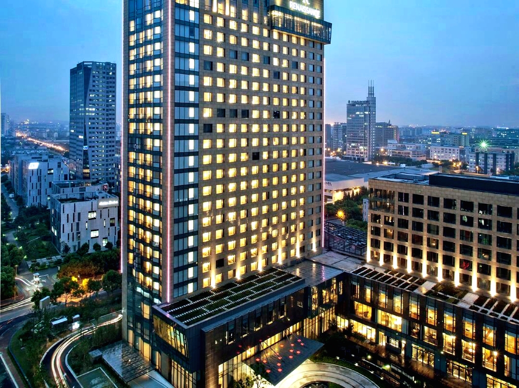 上海漕河泾万丽酒店