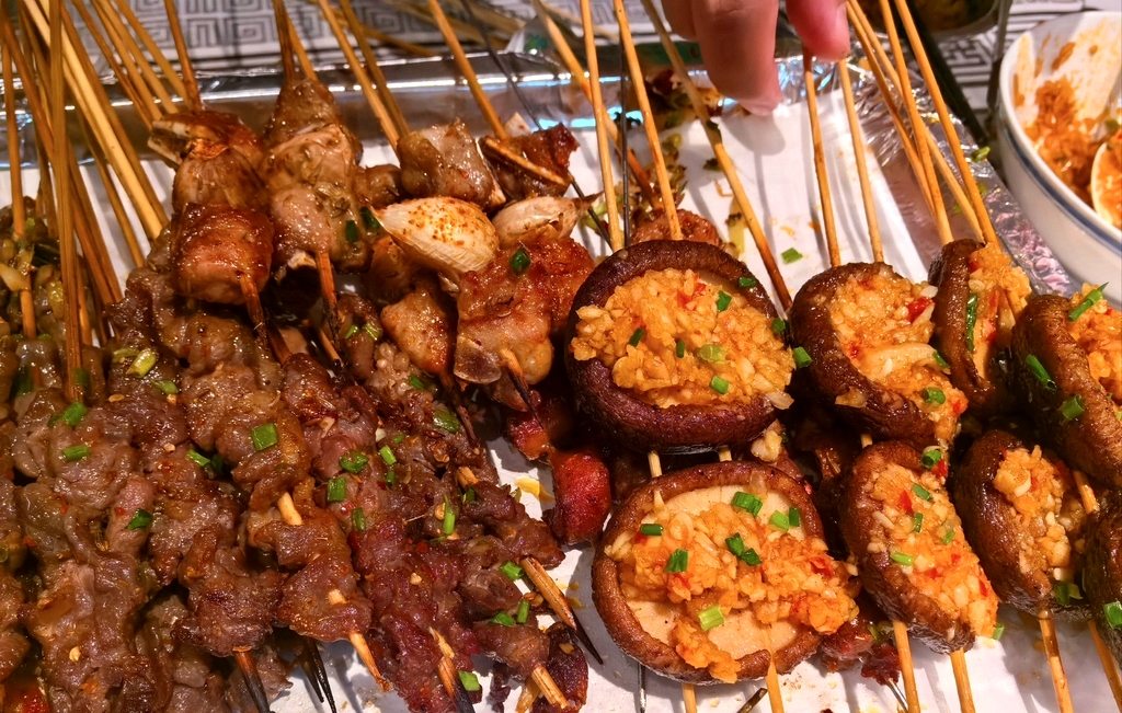陈双财衡阳鲜货烧烤(骆仙路店)