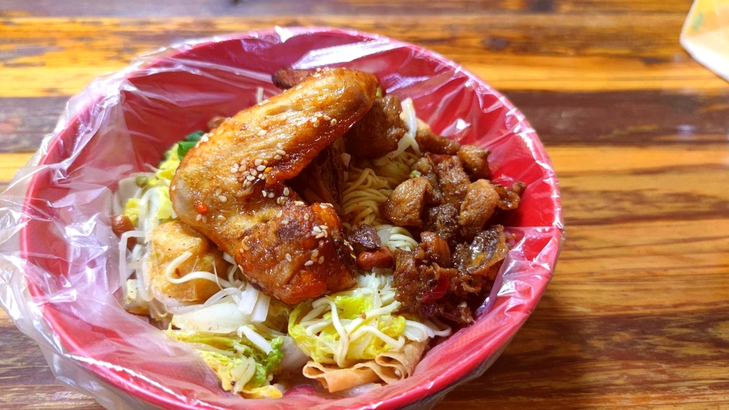 牛哥砂煲粉