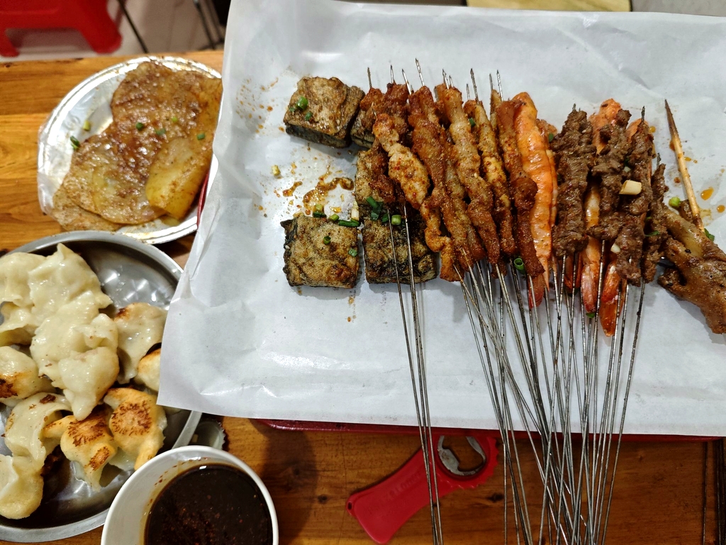 盼盼烧烤(拥军路店)