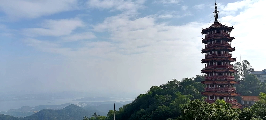 鹤山市大雁山风景区