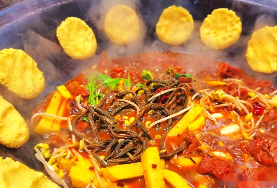 黑土地铁锅炖(东方塞纳店)