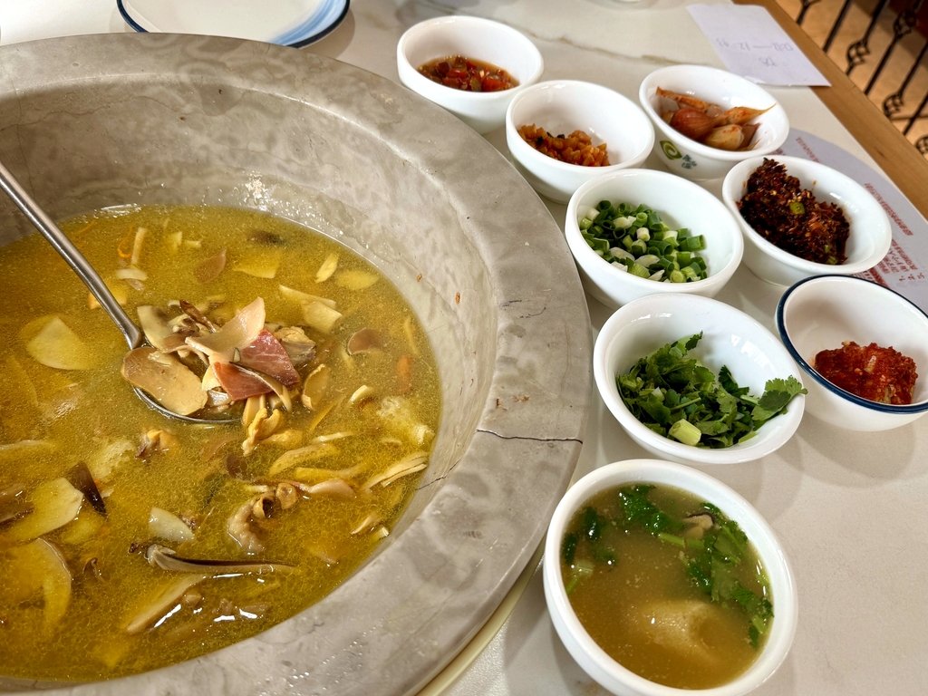 小石锅鱼餐厅