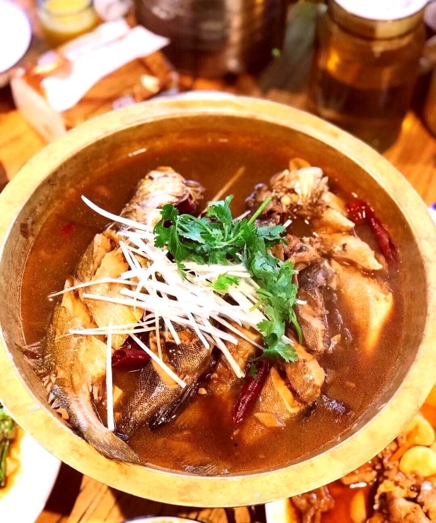 小渔船焖鱼馆