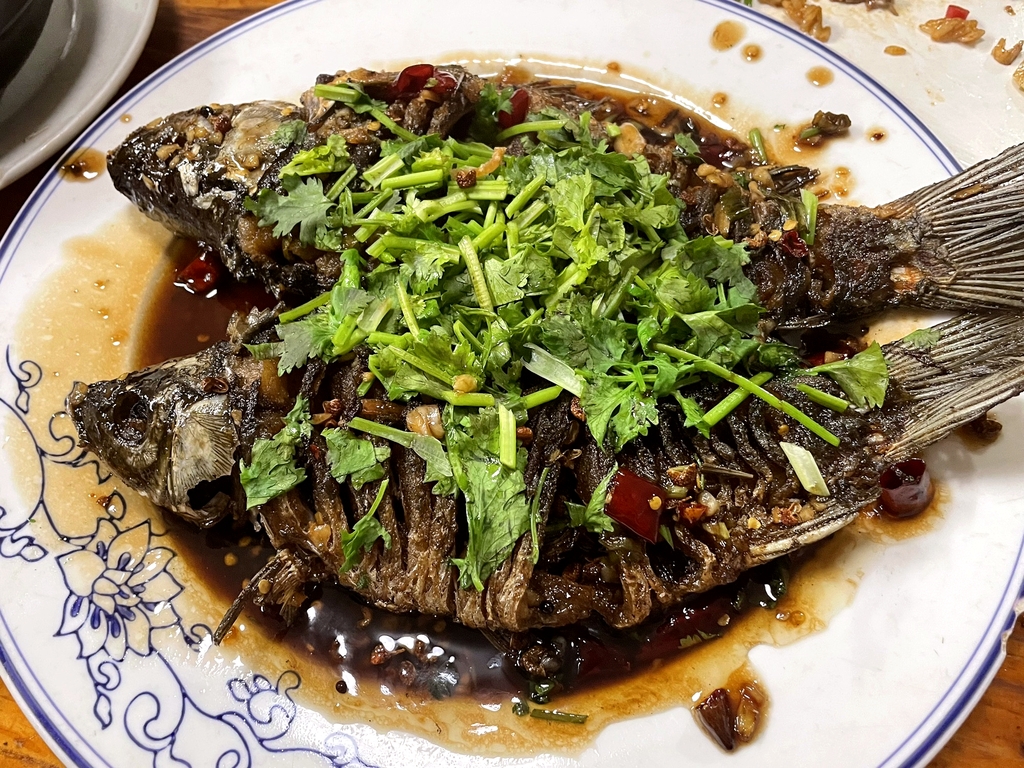 干焙鲫鱼砂锅店