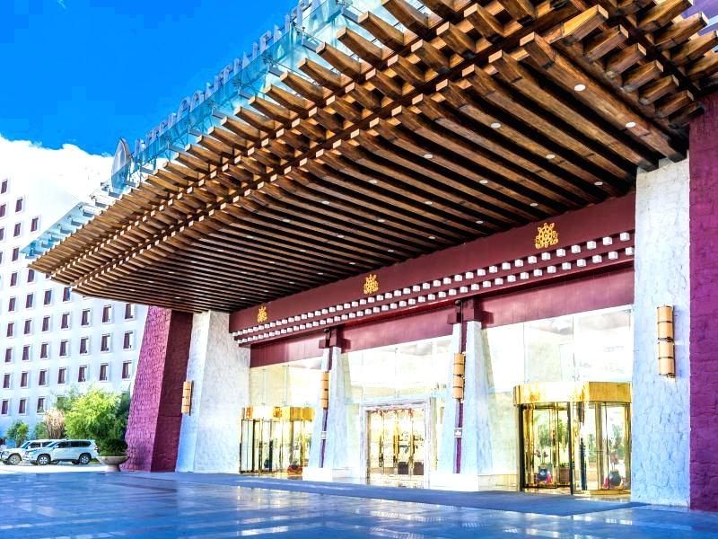 拉萨圣地天堂洲际大饭店