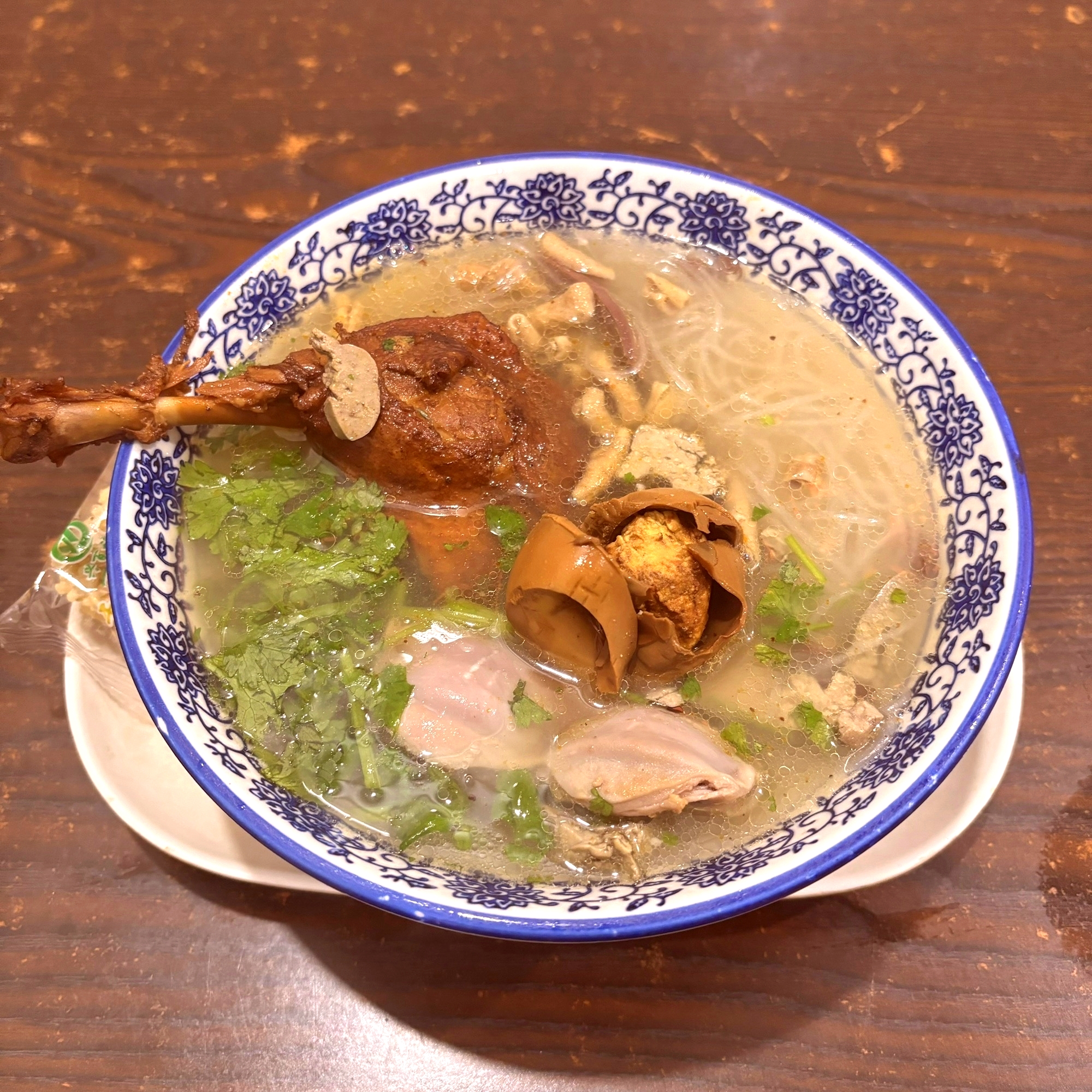 叶新小吃店(来凤小区总店)
