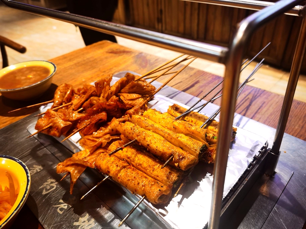 香约老地方九块九烤肉