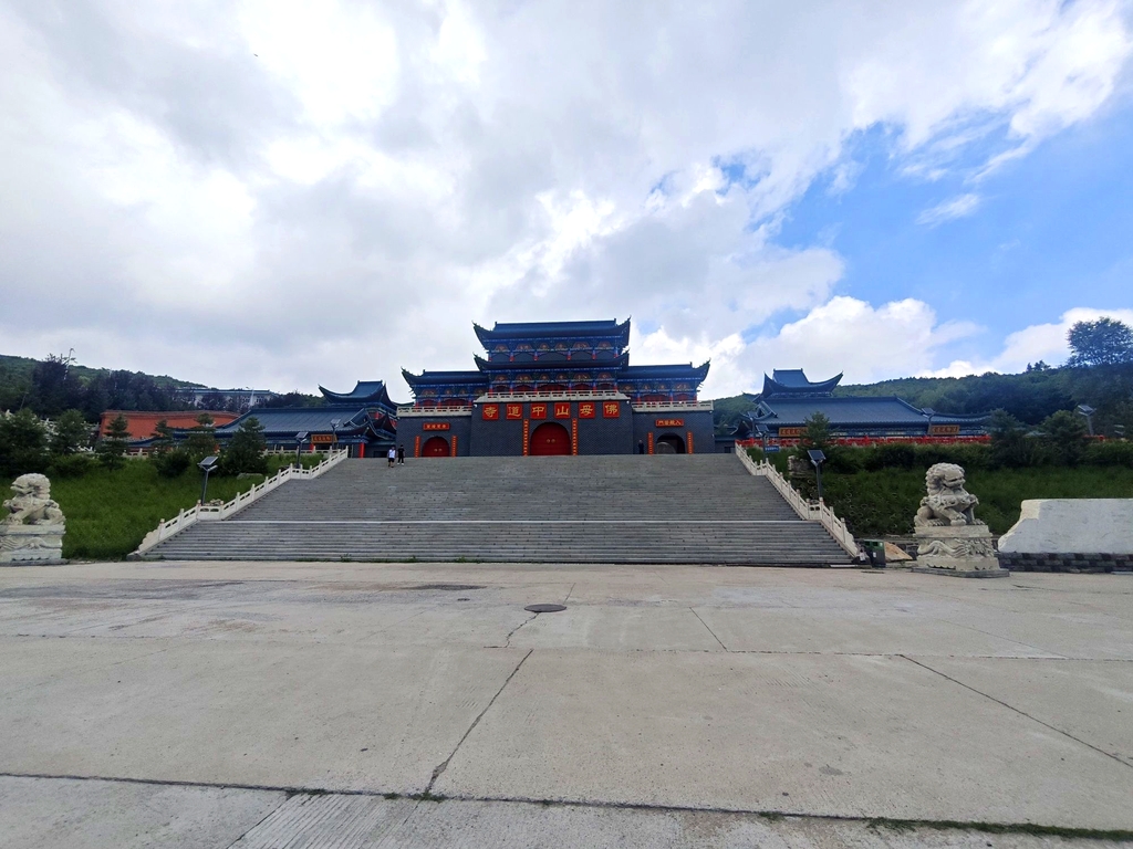 佛母山中道寺