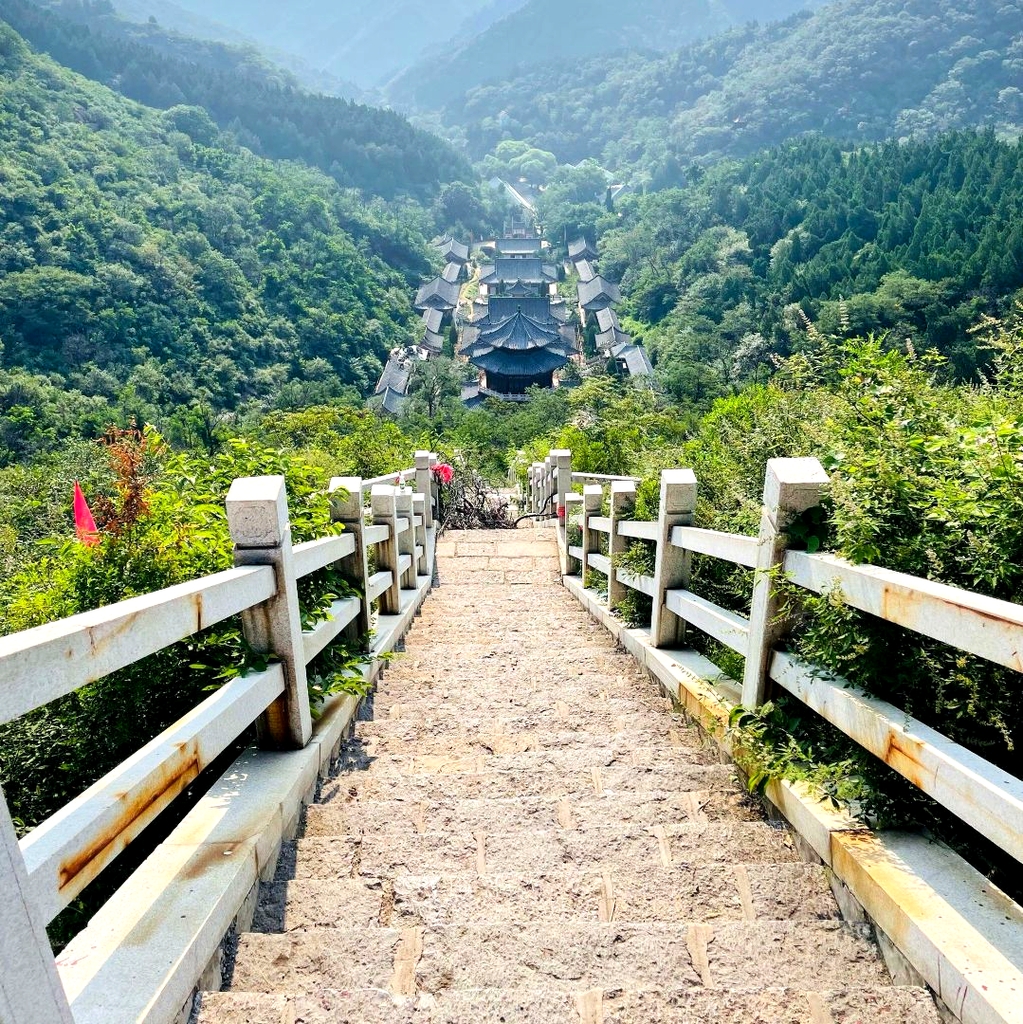邹平鹤伴山国家森林公园(暂停开放)