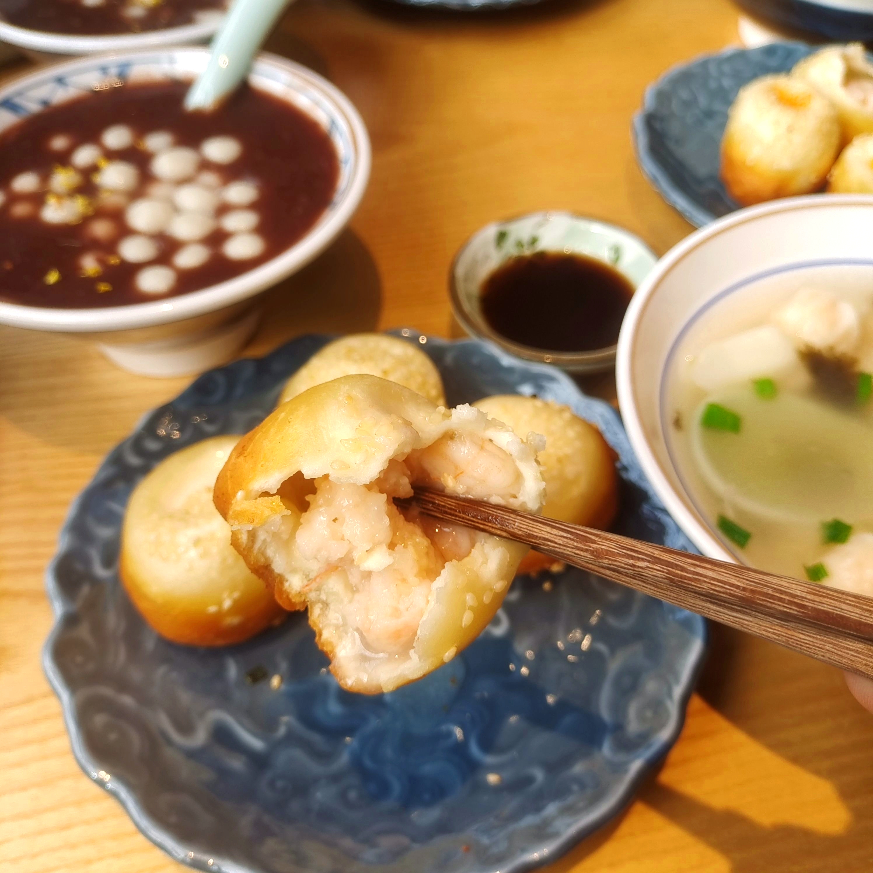 鑫震源·苏式大虾生煎(临顿路店)
