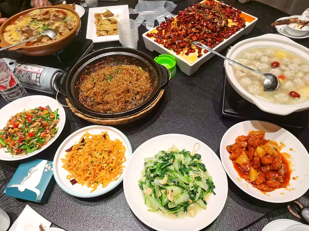 合家宴(城投荣盛A区店)