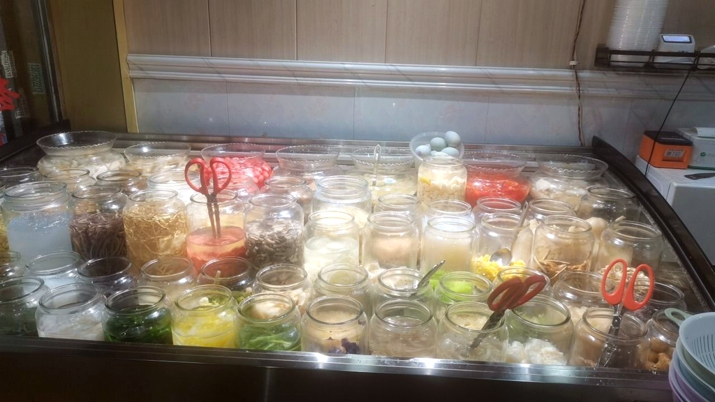 张大姐酸萝卜小吃店(南华北门店)