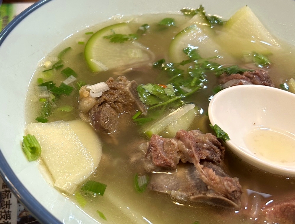盐池清炖羊肉手抓羊肉馆