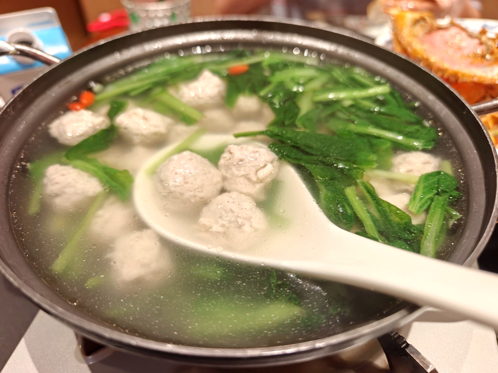 万瑞祥小海鲜鱼头泡饭