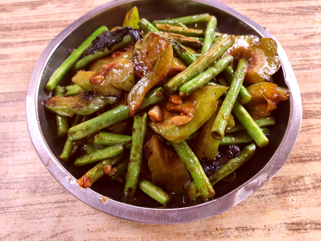 雅观家庭美食店