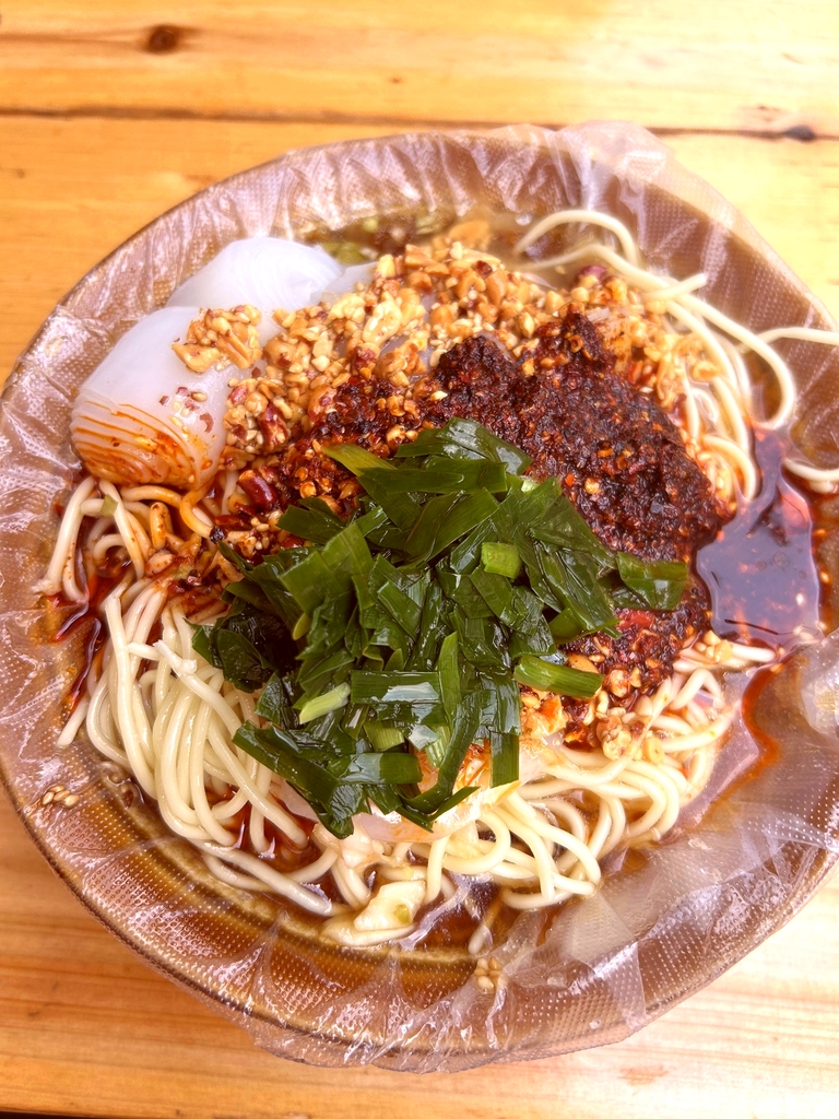 石林板桥老燕凉卷粉