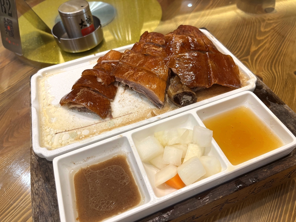 大燚果木烧鹅·明炉头牌清远鸡(东城店)
