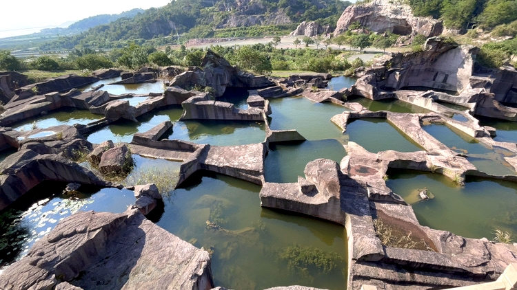 蛇蟠岛