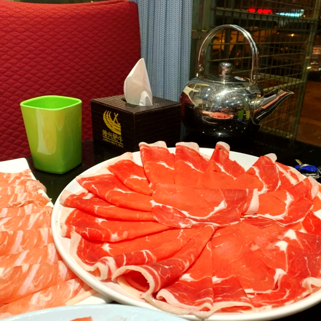 隆兴肥牛(新乡总店)