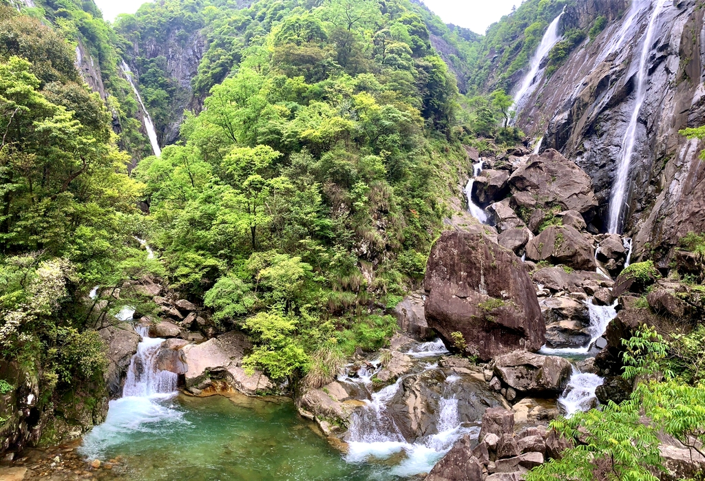 大鄣山卧龙谷