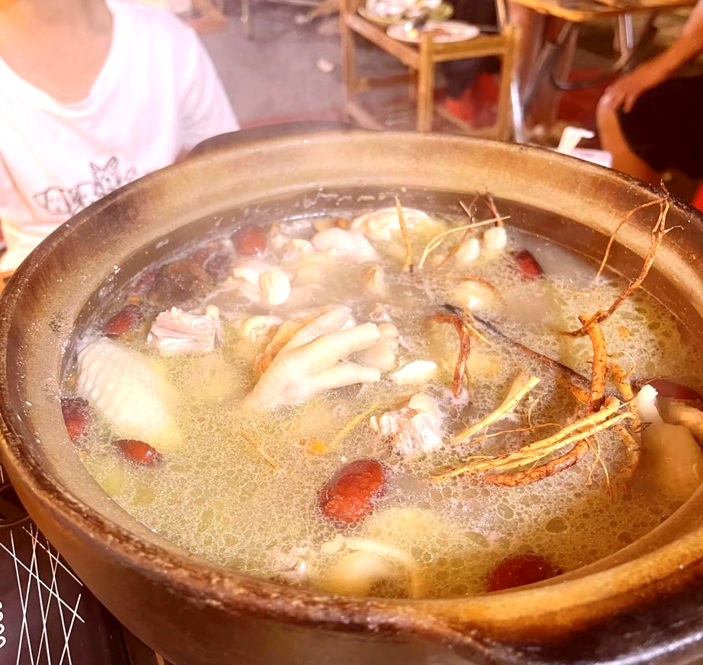 文姐炭炉鸡煲