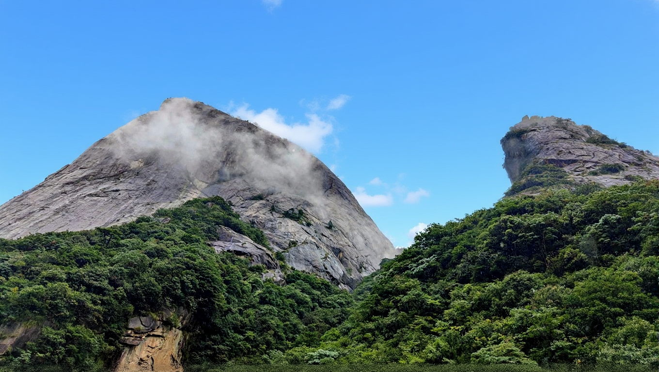 鄣山大峡谷风景区