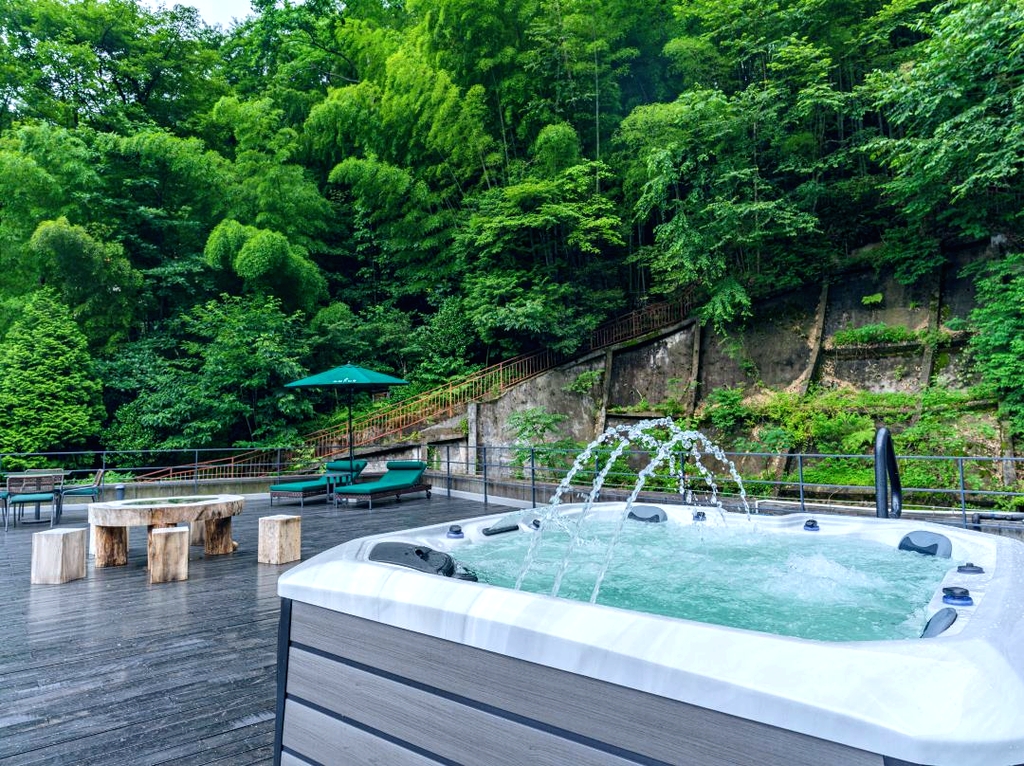 黄山水松石山房酒店