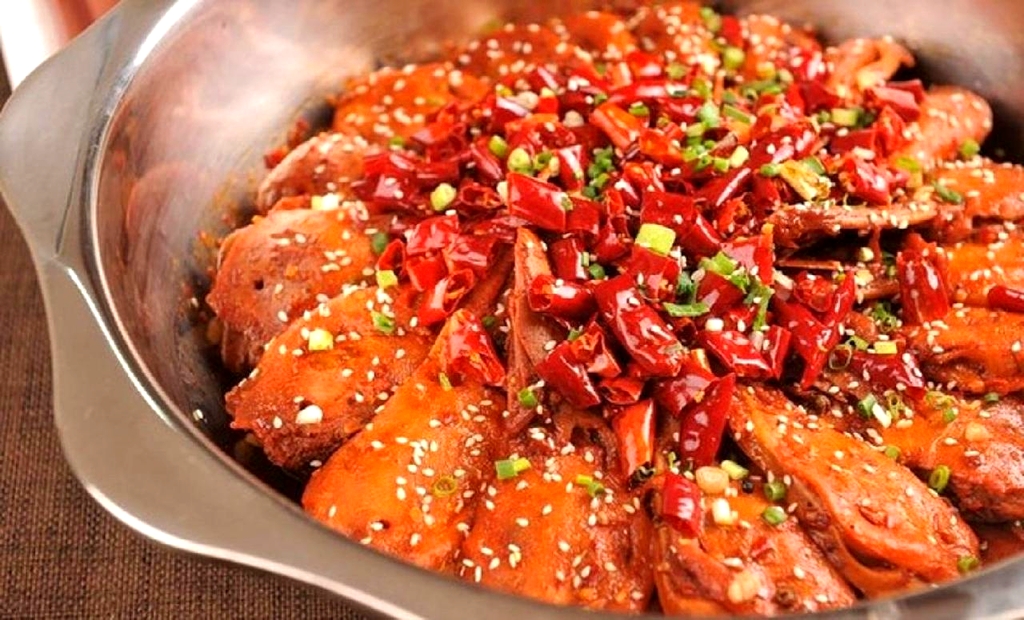 渝新干锅辣鸭头(铁塔店)