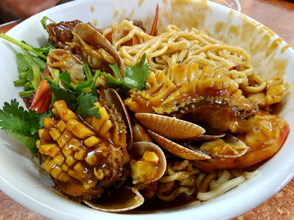 东记海鲜捞面