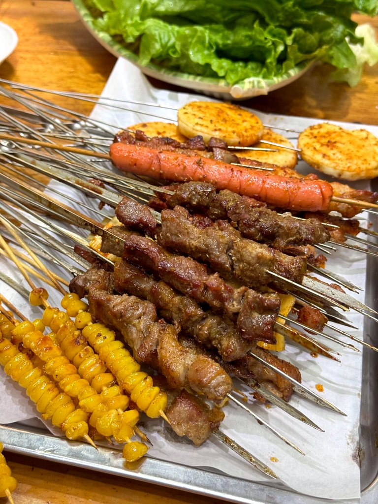 小蔡烧烤刀削面