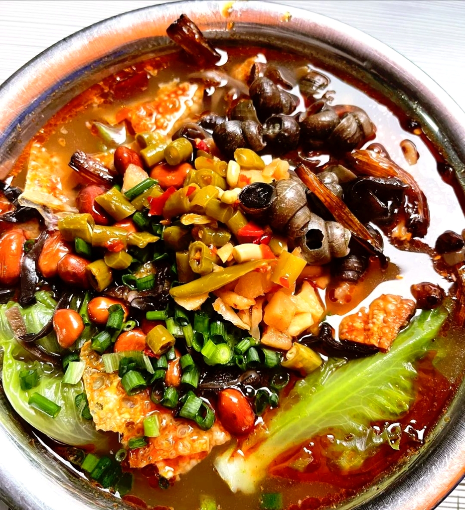 青丘螺蛳粉(兴怡园B块店)