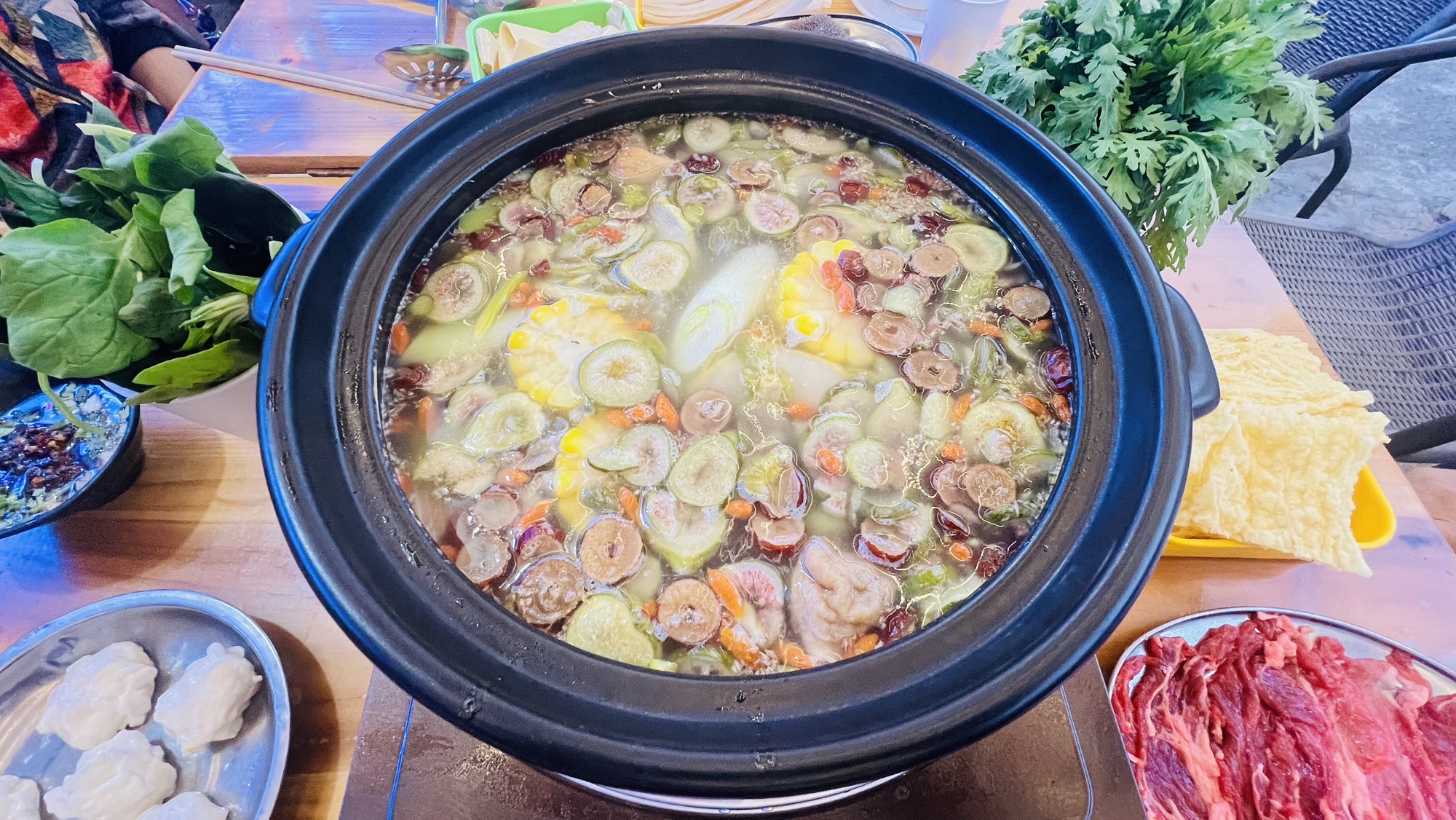阿磊家海鲜粥底火锅大排档(暂停营业)