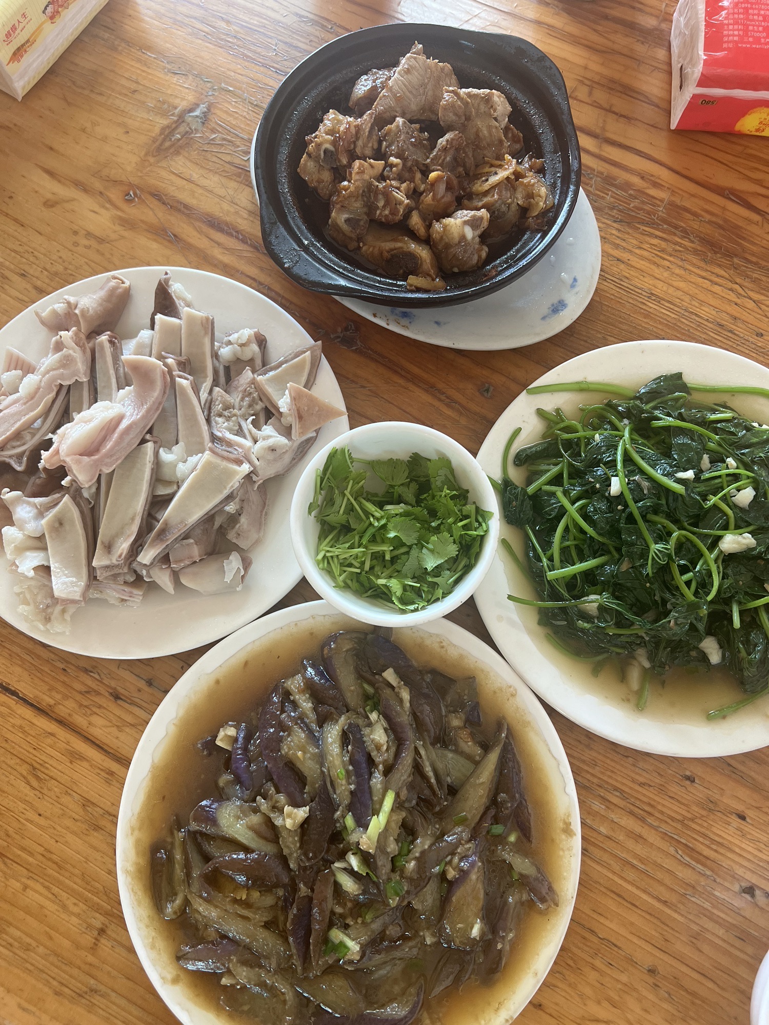 临高县凤程饭店