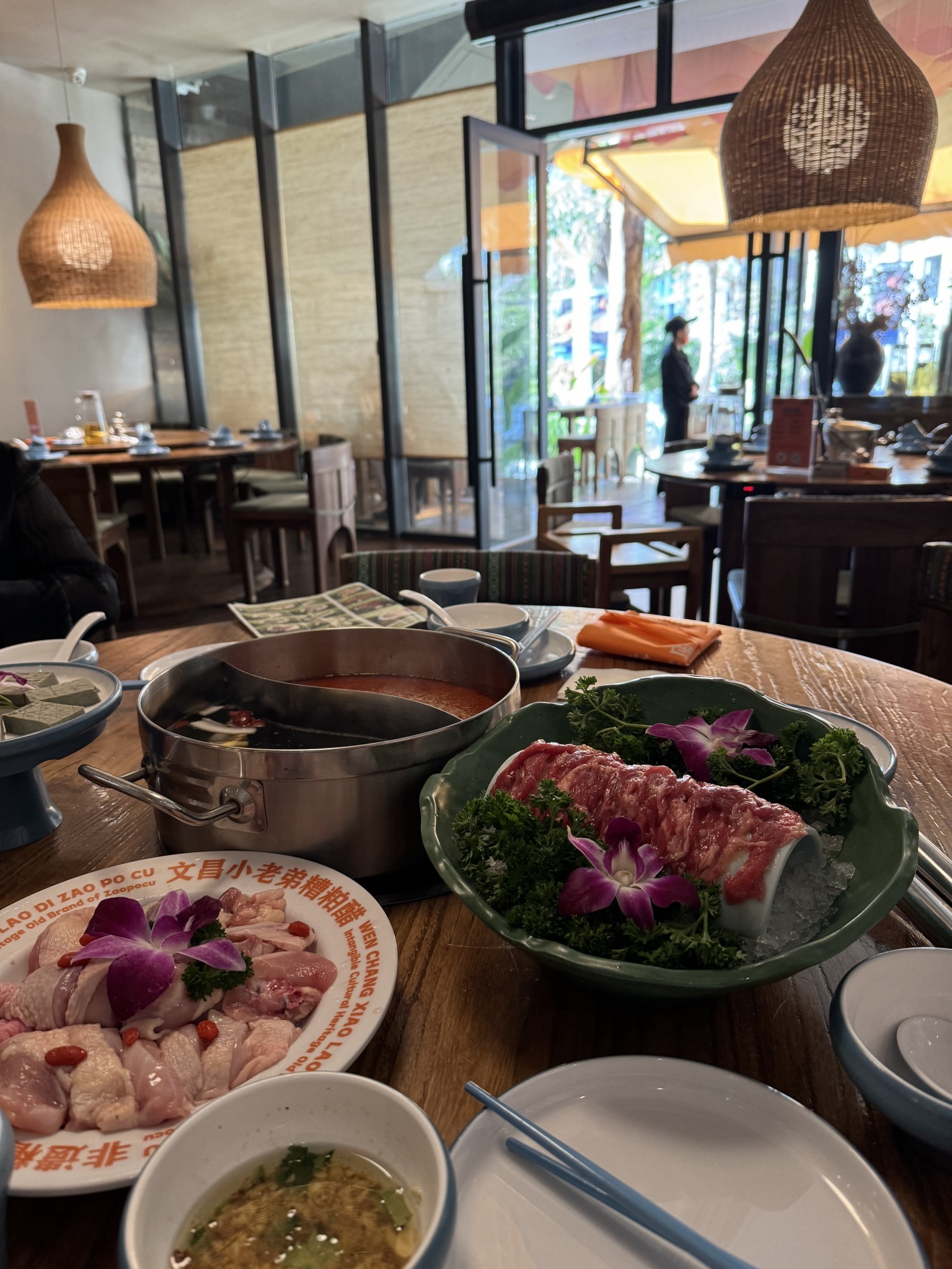 文昌小老弟糟粕醋·海南椰子鸡椰奶鸡(半山半岛店)