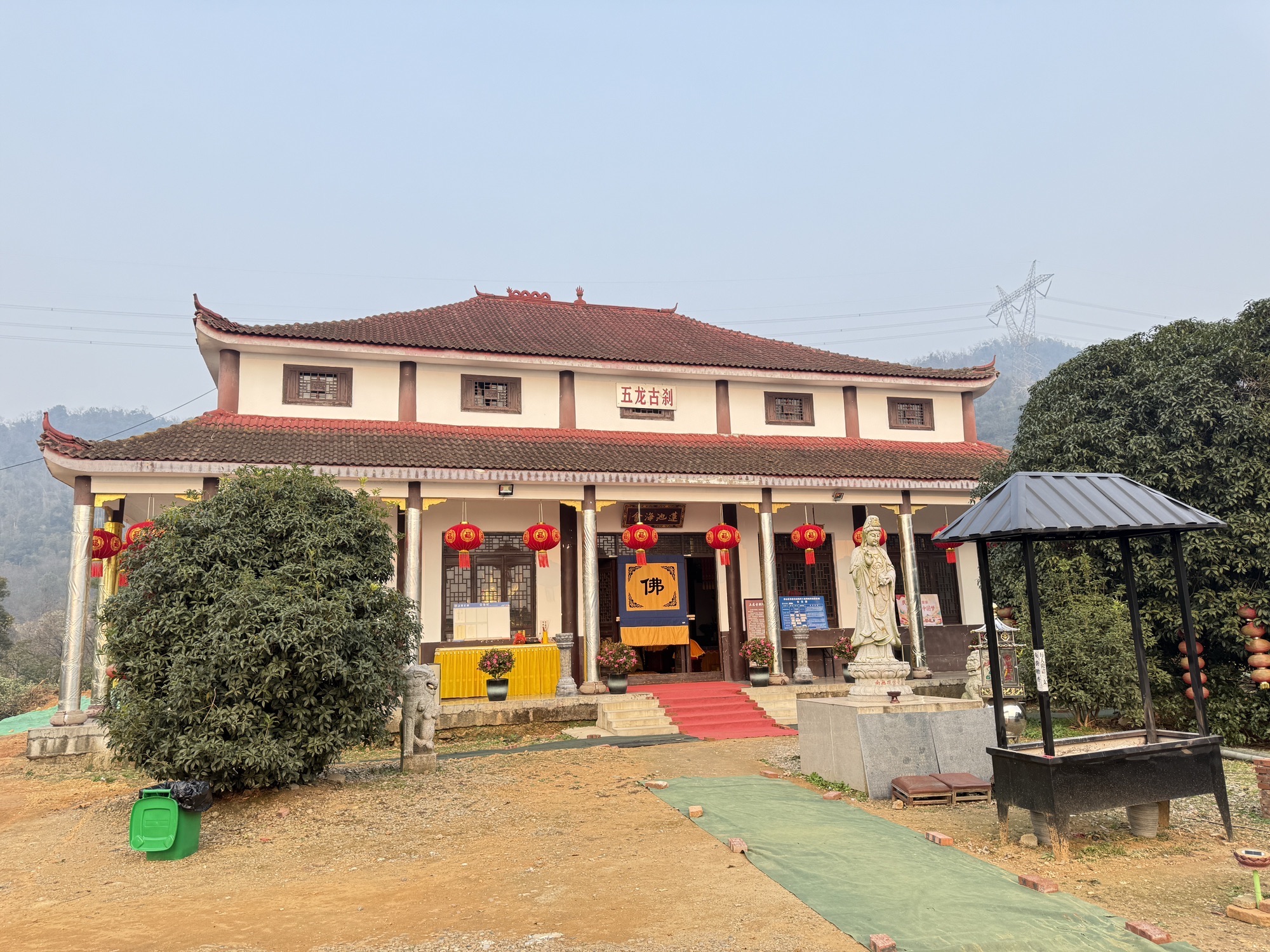 五龙古寺实景照片