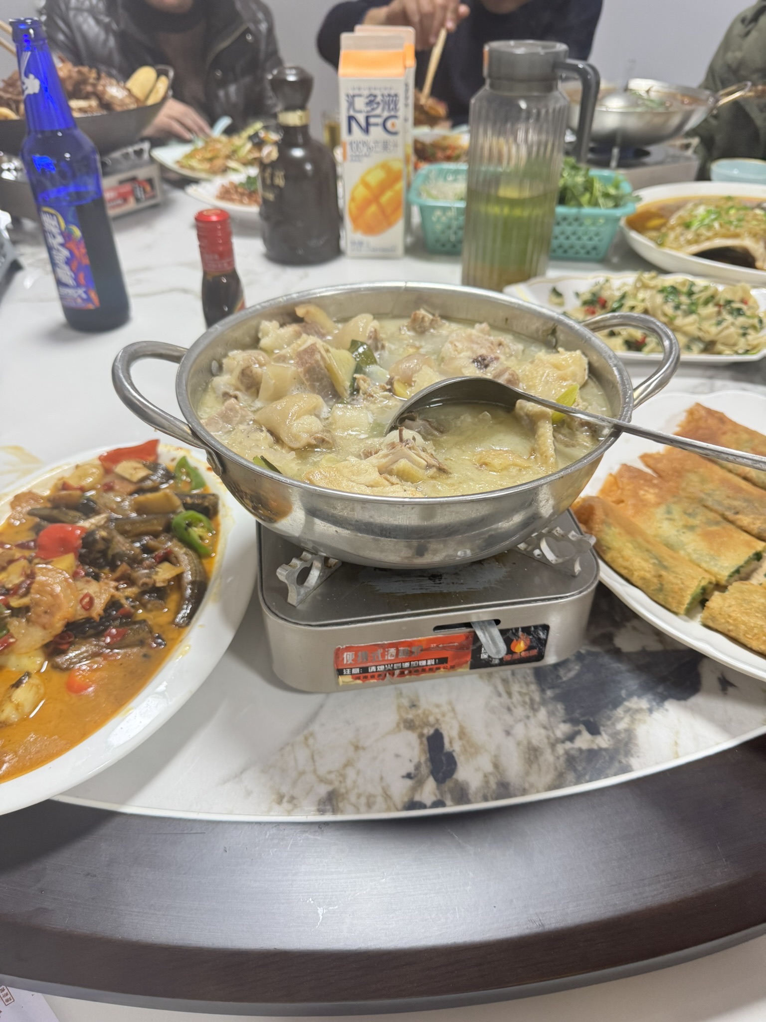 毛血旺